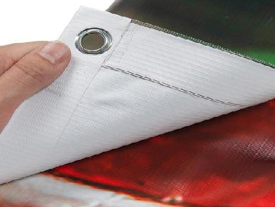 白水喷绘和刀刮布的工艺区别。